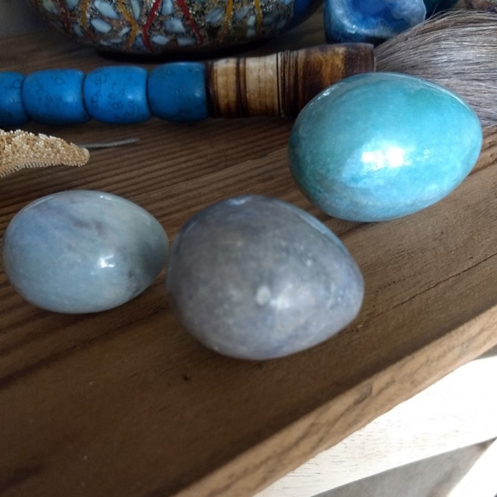3-onyx egg's